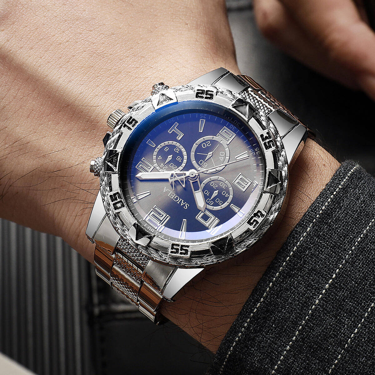 1PC Surprise Mystery Watch Bli - Accessories With Watch 评论和价格